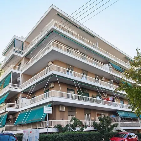 Stylish New Paradise For 2 In Marousi