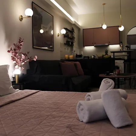Syntagma Sweet House 4 *