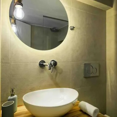 Apartment The Four Seasons Vouliagmeni Escape Athens