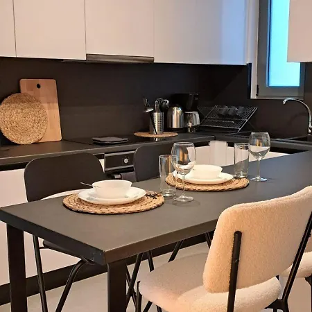 A Place 4u No74 * Atene
