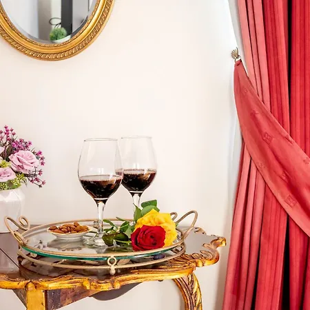 Artistic Luxury *