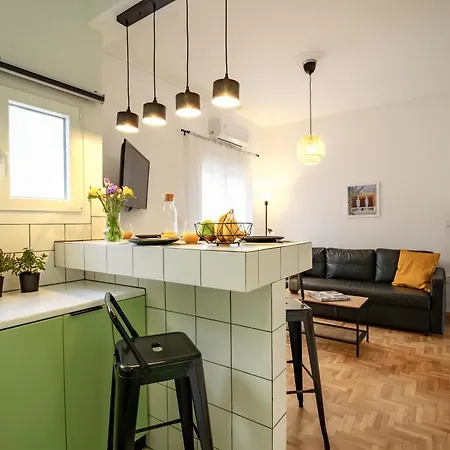 Apartment Marilora's House. Charming Urban Retreat