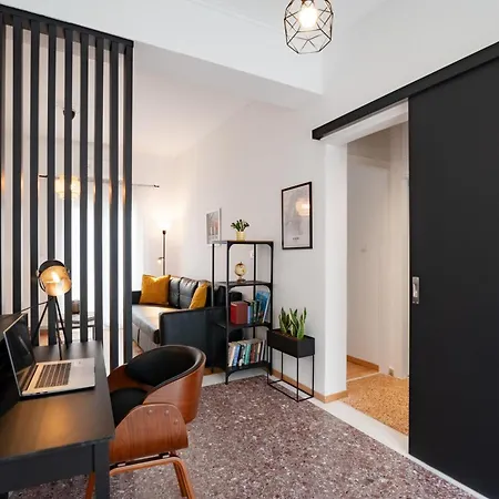 Marilora's House. Charming Urban Retreat *