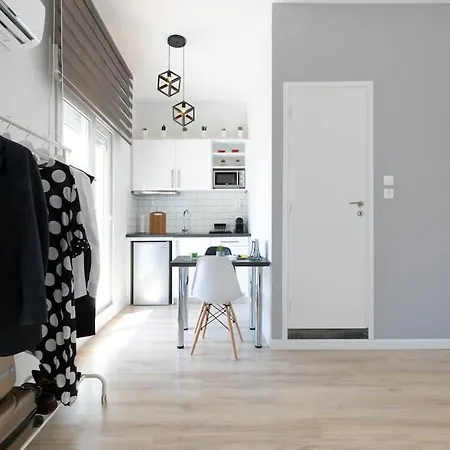 Apartment Luminous In Plaka, Next To Syntagma *