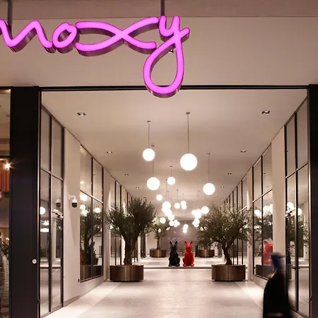 Hotel Moxy