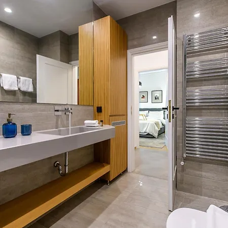 Apartment Modern Two-bedroom In Kolonaki, Peridot - Homes Athens