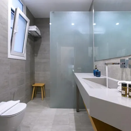 Apartment Modern Two-bedroom In Kolonaki, Peridot - Homes
