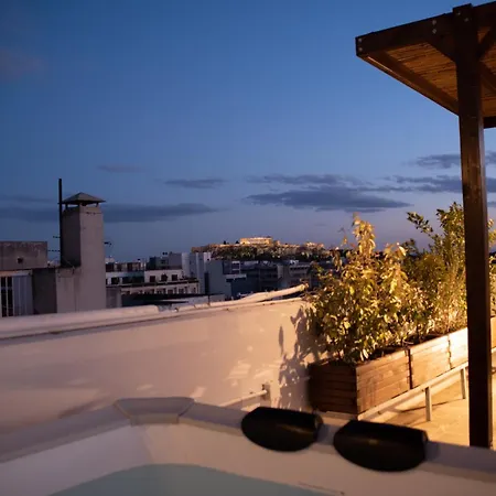 Apartment Private Rooftop - Acropolis View - Jacuzzi - Metro Athens