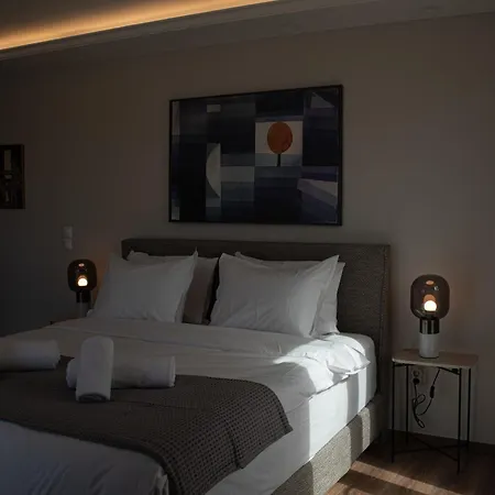 Apartment Private Rooftop - Acropolis View - Jacuzzi - Metro