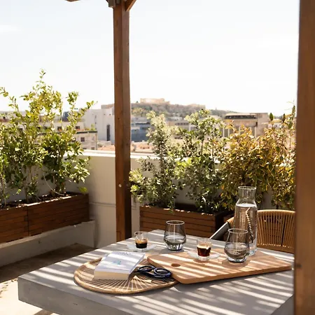 Private Rooftop - Acropolis View - Jacuzzi - Metro Athens