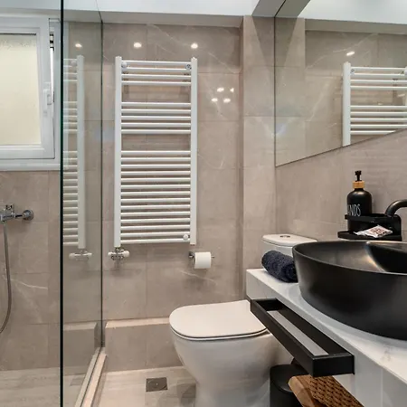Διαμέρισμα Unique Koukaki Three Bedroom *