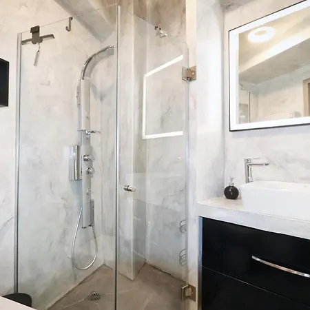 Apartment Modern In Vibrant Kolonaki Area *