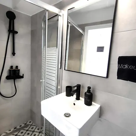 Lycabettus Sunshine Loft *