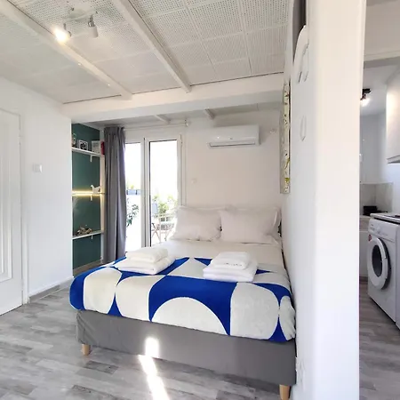 Lycabettus Sunshine Loft