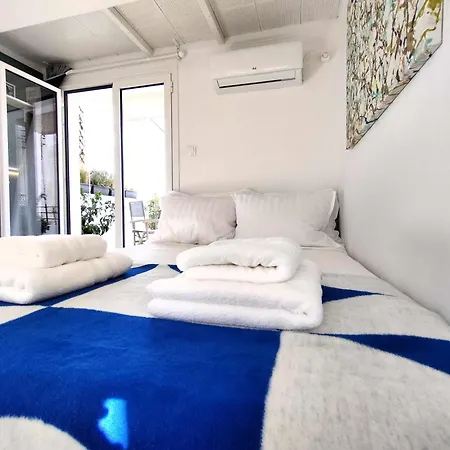 Lycabettus Sunshine Loft