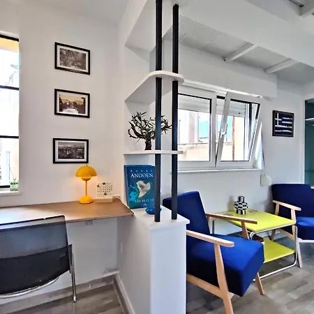 Lycabettus Sunshine Loft *