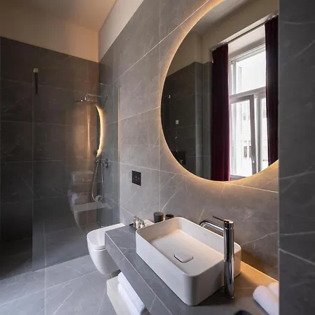 Nine 4* Athens