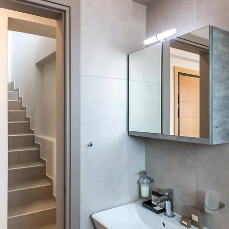 Apartment Cubes Living Goudi Athens