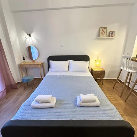 Urban Retreat , Psirri Center Apartment