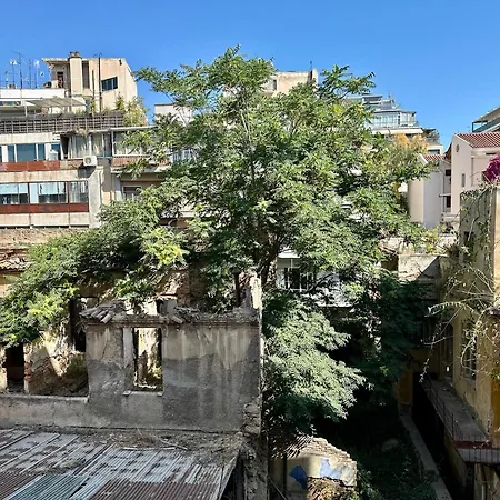 Urban Retreat , Psirri Center