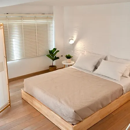 דירה Bright And Comfy In The Heart Of אתונה