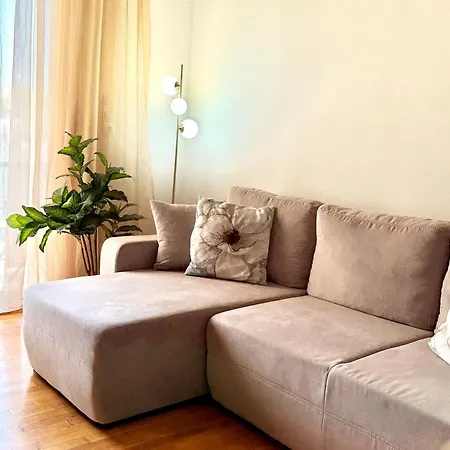 Cozy With Acropolis View Apartament *
