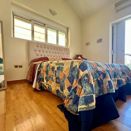 Elena's Exclusive Pool Holiday home Athens