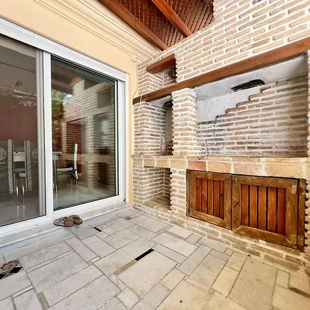 Elena's Exclusive Pool Holiday home Athens