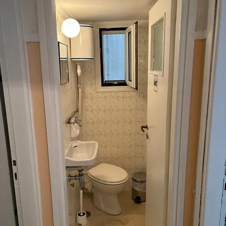 Relax 3 Bed & Breakfast *