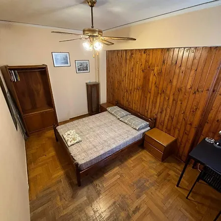 Relax 3 Bed & Breakfast Athens