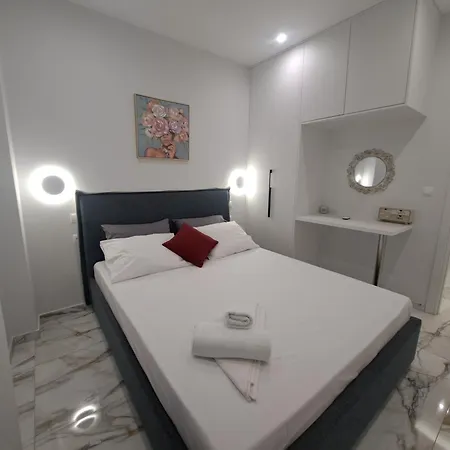 Cultural Hub Apartment
