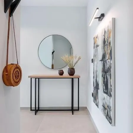 Glyfada Stylish