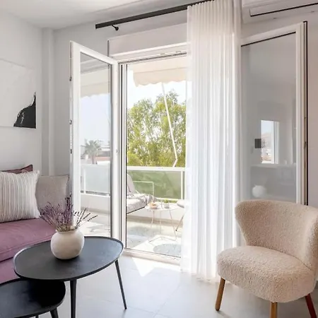 Glyfada Stylish Apartment Athens
