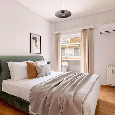 Apartment Vibrant Living In Chalandri By Upstreet *