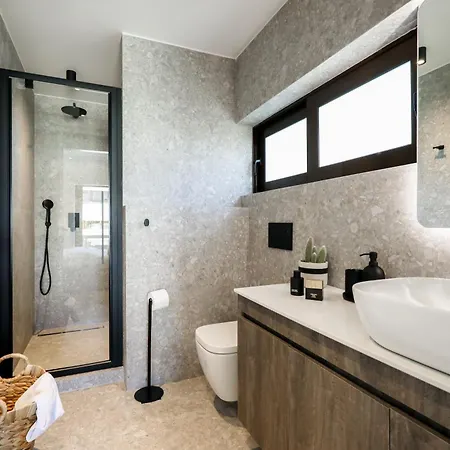 Glyfada Platinum