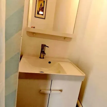 Apartment 雅典轻居雅居 *