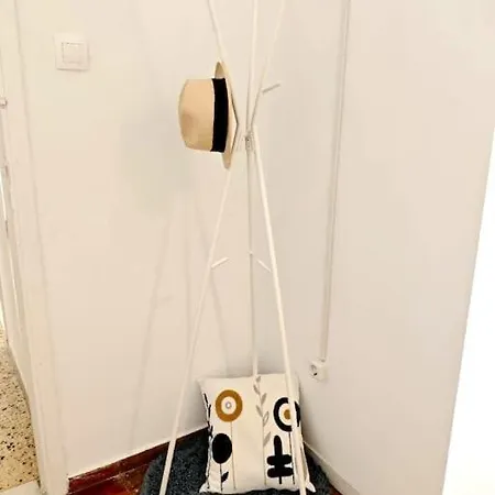 雅典轻居雅居 Apartment *