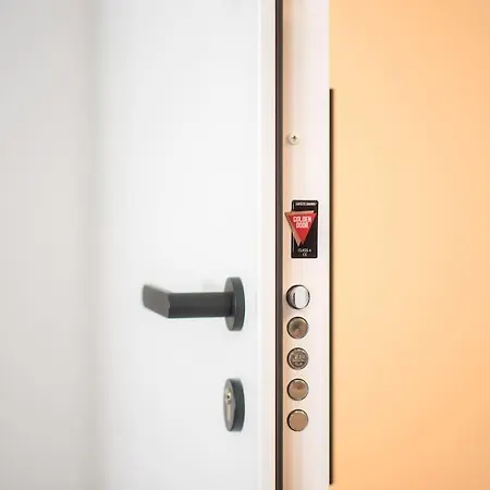 Stylish Comfort In Centre Apartament