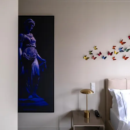 Nine Hotel 4*