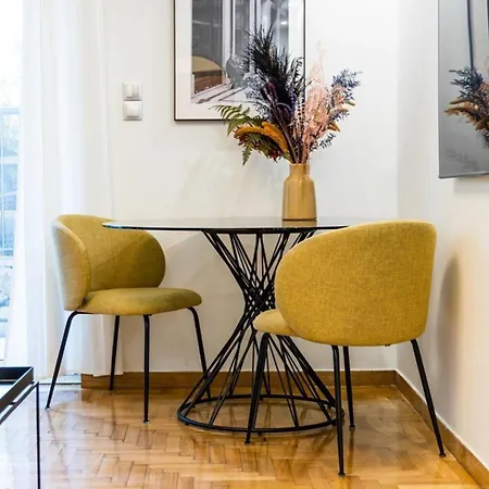 Bright And Stylish In Palaio Faliro Apartment Athens