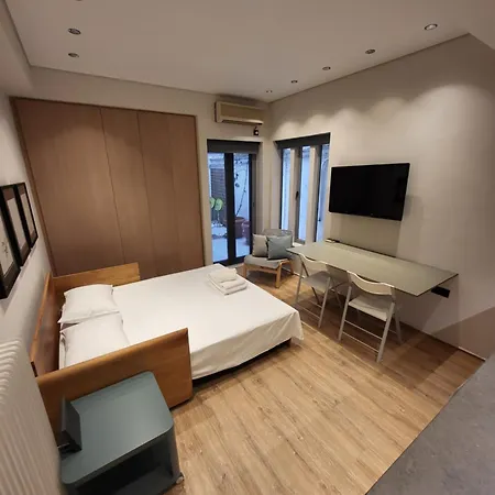 Cozy Kolonaki Apartment *