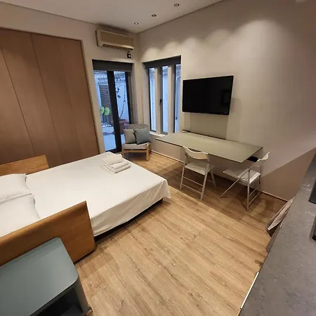 Cozy Kolonaki Apartment Athens