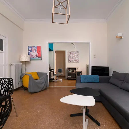 Apartment Vintage And Spacious 3ba Next To Ancient Center