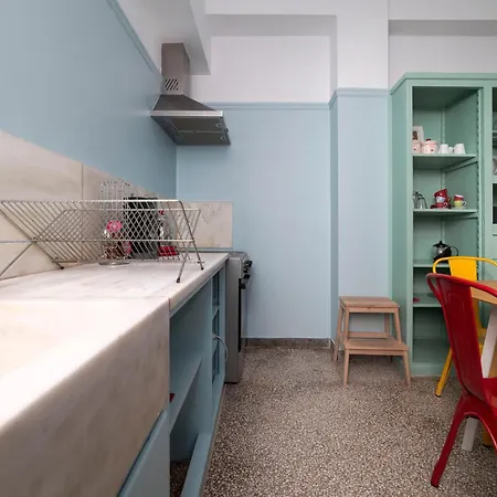 Vintage And Spacious 3ba Next To Ancient Center Apartment *
