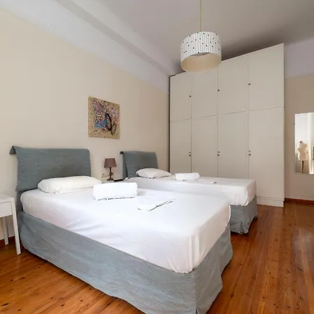 Apartment Vintage And Spacious 3ba Next To Ancient Center *