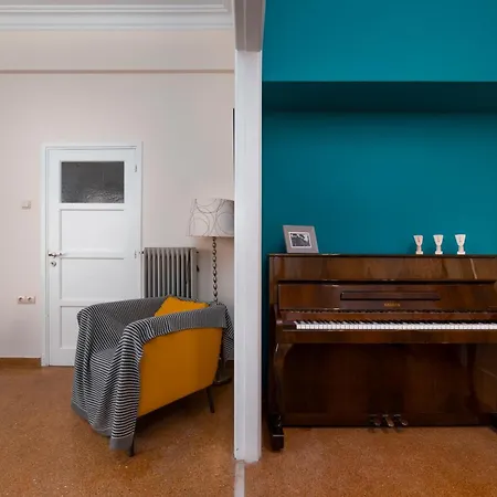 Apartment Vintage And Spacious 3ba Next To Ancient Center *
