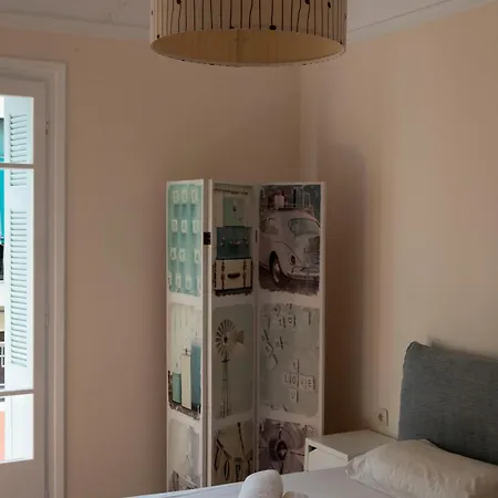 Vintage And Spacious 3ba Next To Ancient Center Apartment