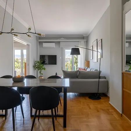 Apartment The Classic Residence, Acropolis By Aura Homes