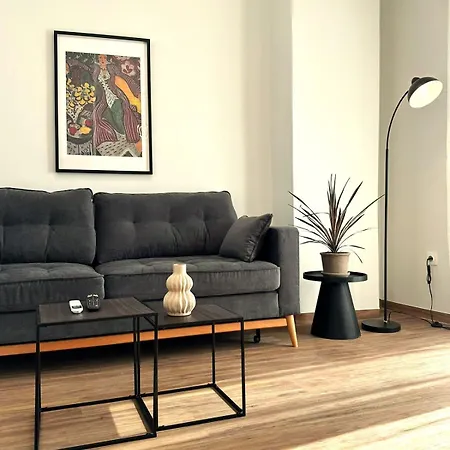 Petralona Park View Apartment *