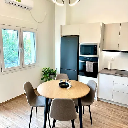 Petralona Park View Apartment *